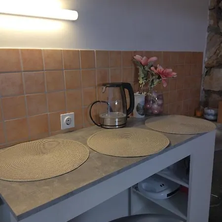 Tiva Apartment *